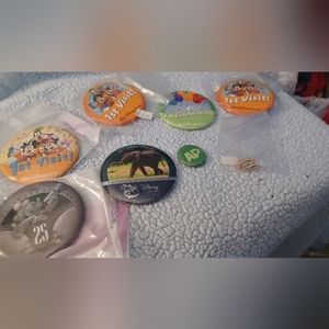 Disney buttons 7